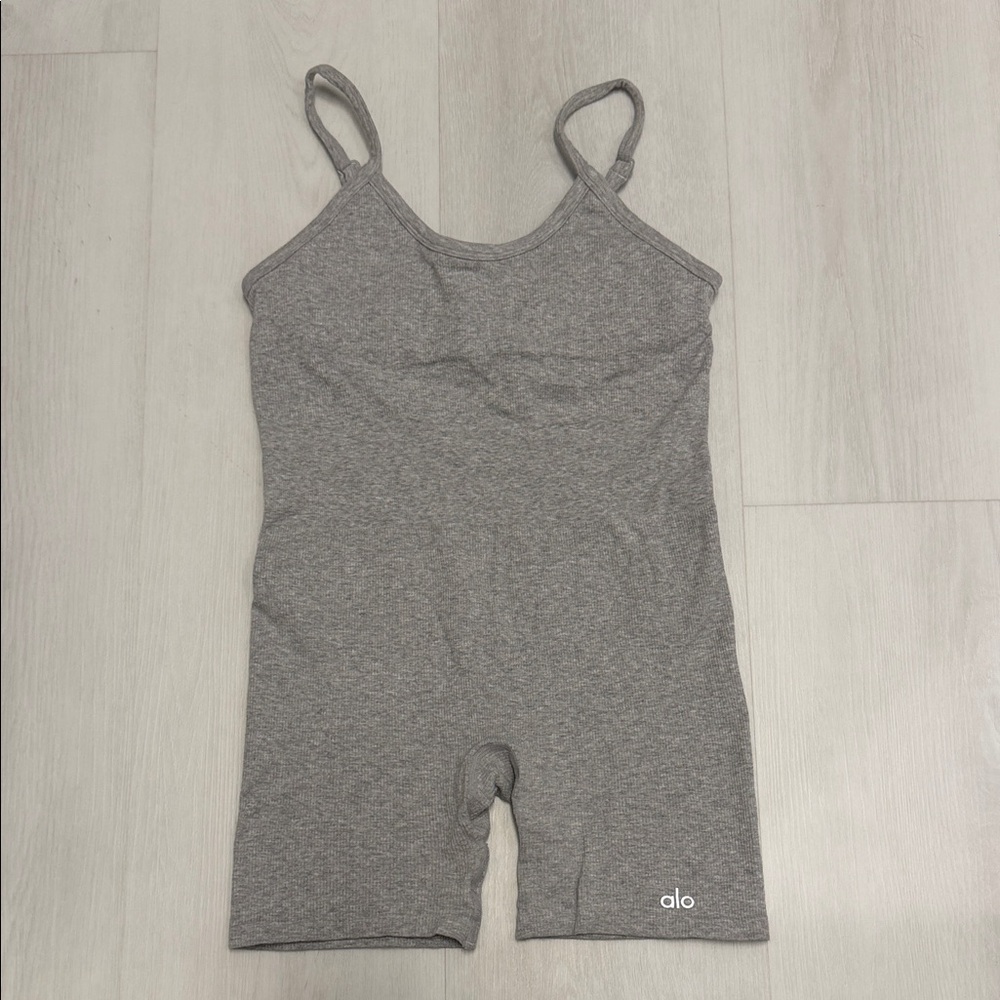 ALO Yoga Women’s Ribbed Gray Bodysuit Size Small